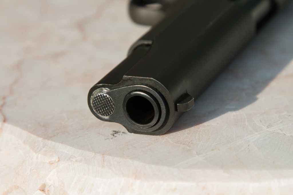 Beroving bezorger - slachtoffer neergeschoten | Aanhouding na vuurwerkvangst